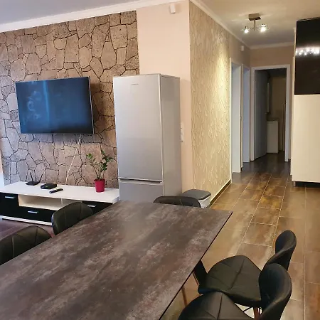 Black Brothers Wellness Apartment Siófok