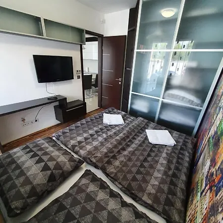 Black Brothers Wellness Apartment